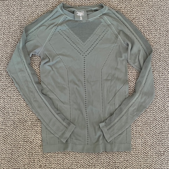 NWOT athleta long sleeve - Picture 3 of 6